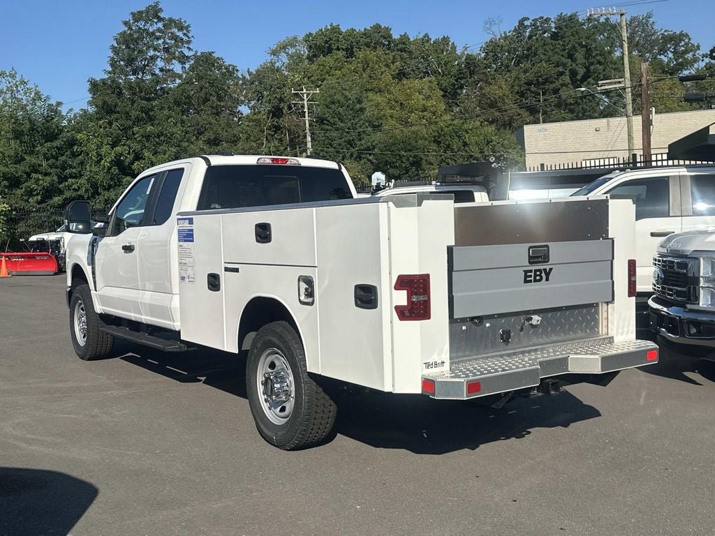 New 2026 Ford F350 XL w/ XL Chrome Package AWD/4WD image 4