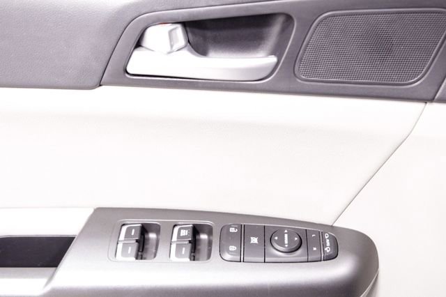 Used 2022 Kia Sportage Nightfall Edition image 22