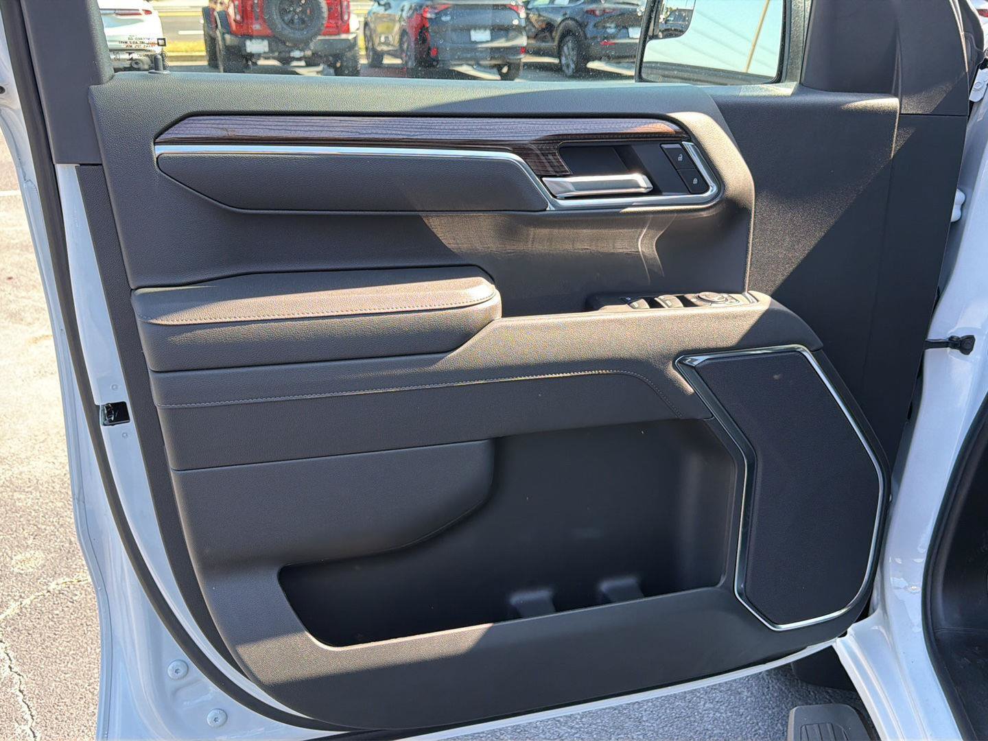 New 2026 Chevrolet Silverado 1500 LT AWD/4WD image 16