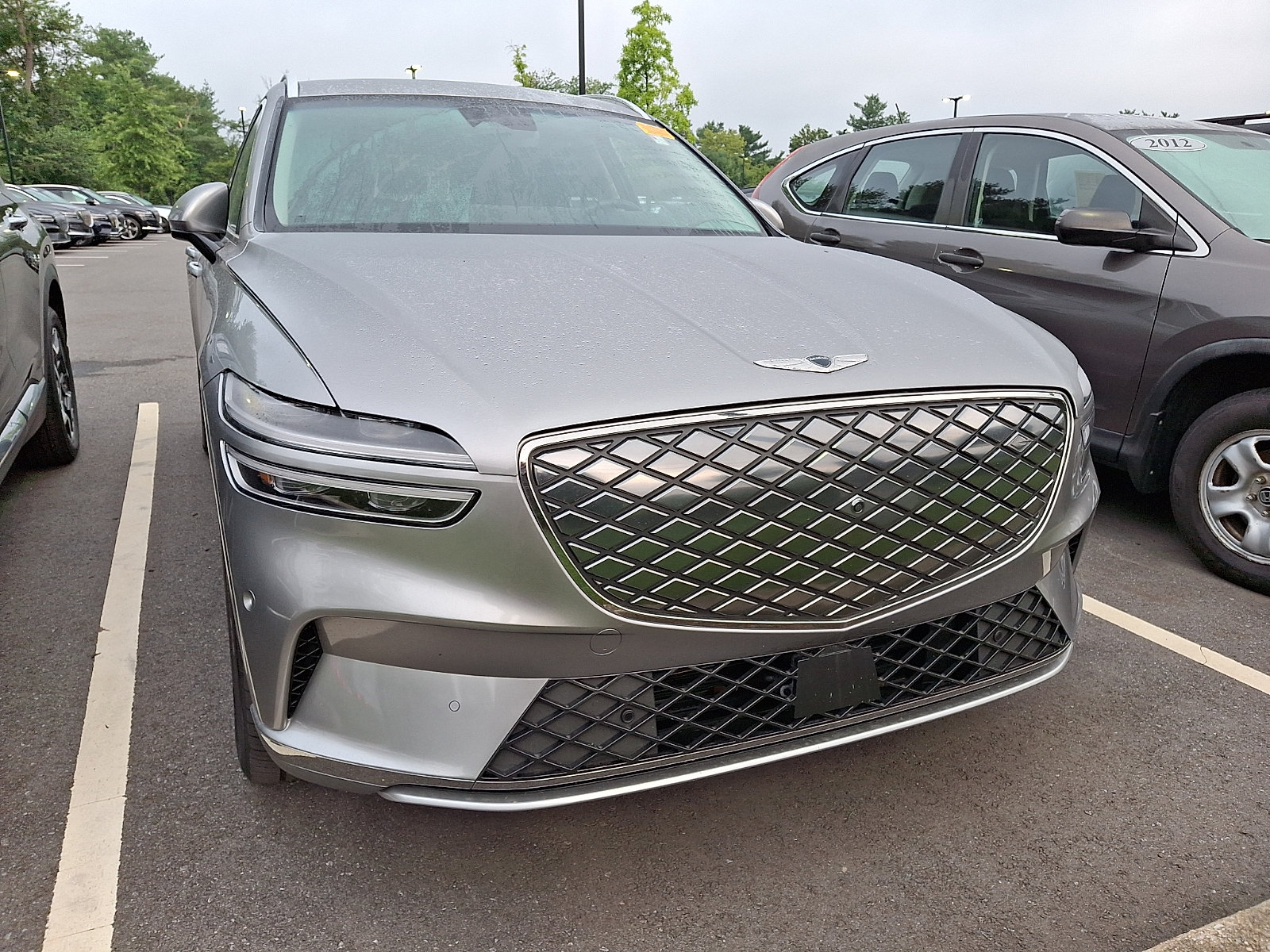 Used 2023 Genesis Electrified GV70 AWD/4WD image 2