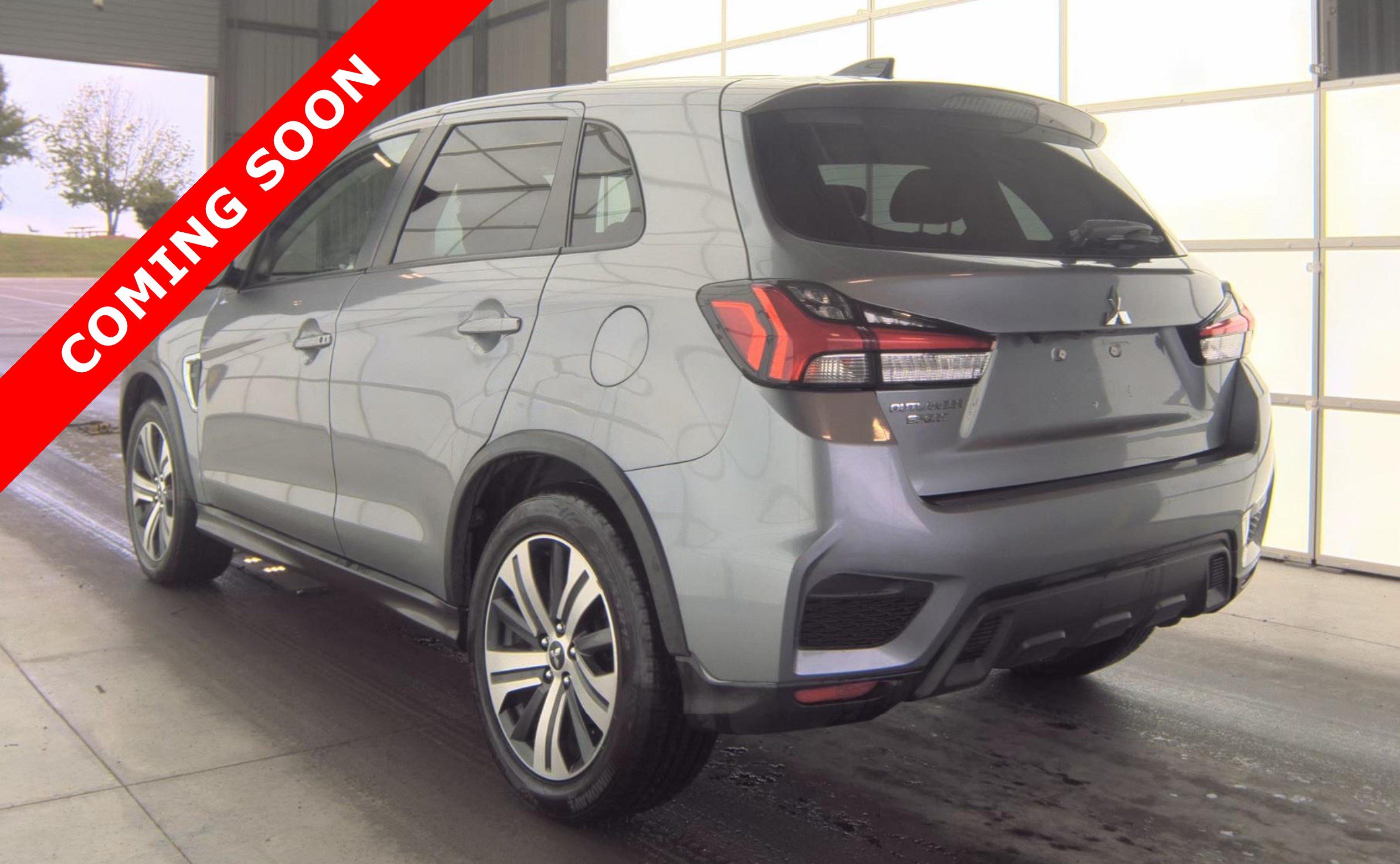 Used 2021 Mitsubishi Outlander Sport SE FWD image 4