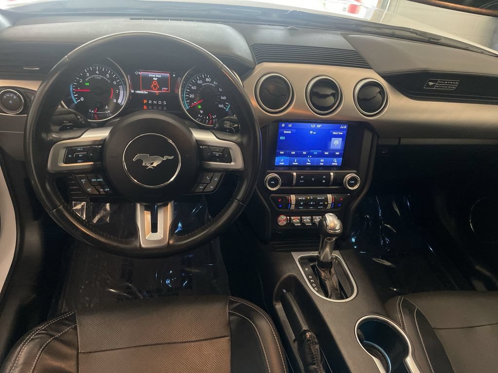 Used 2020 Ford Mustang Premium RWD image 13