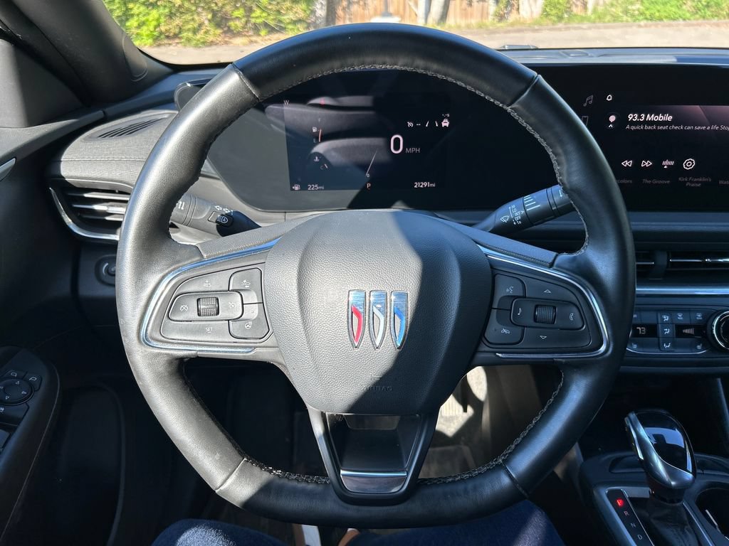 Used 2024 Buick Envista Preferred w/ Convenience I Package FWD image 12