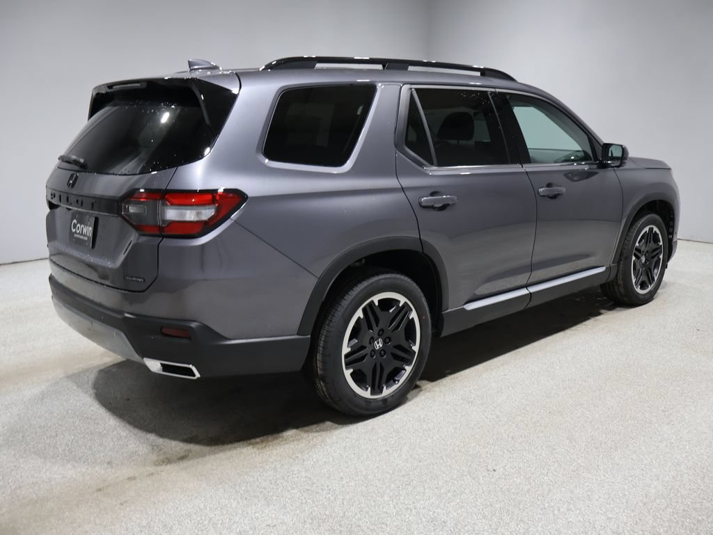 New 2026 Honda Pilot Touring image 5