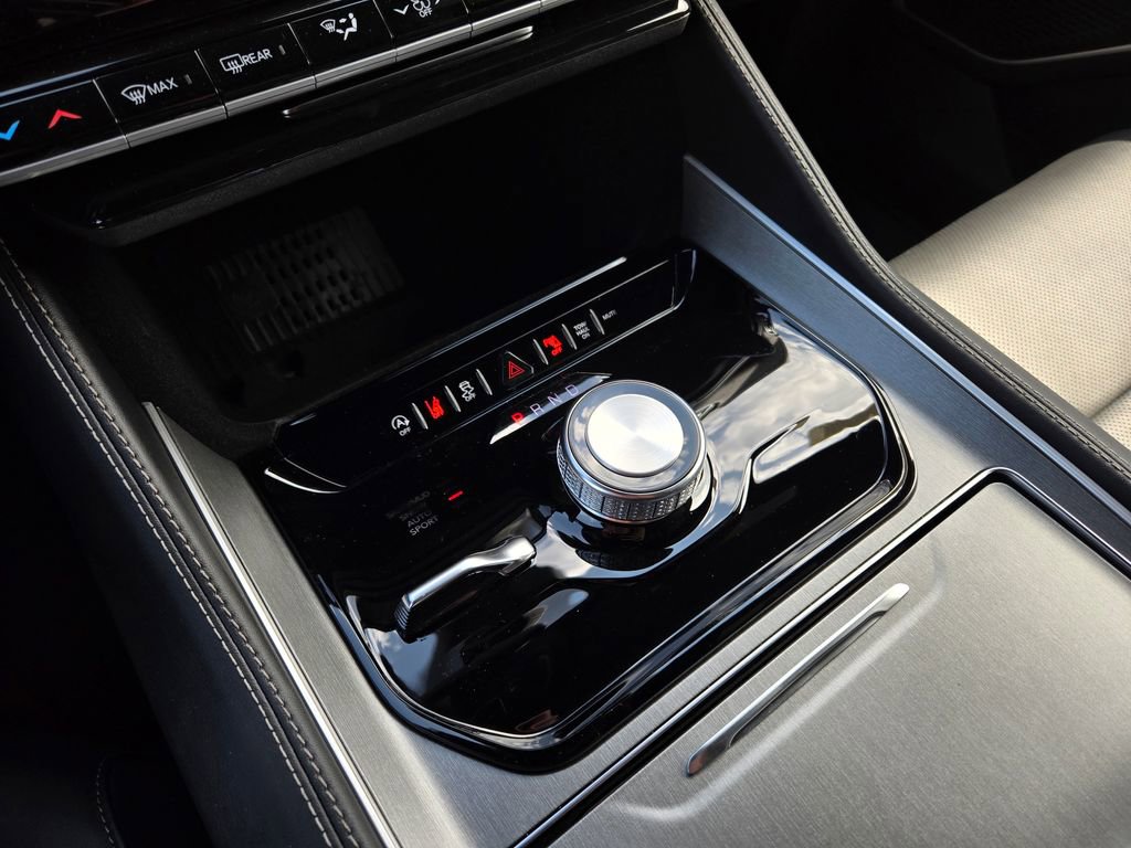 New 2026 Jeep Grand Wagoneer Limited AWD/4WD image 23