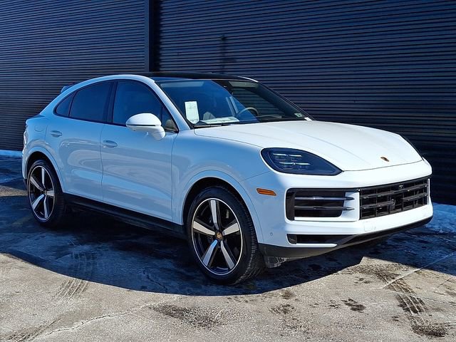 New 2025 Porsche Cayenne Coupe image 9