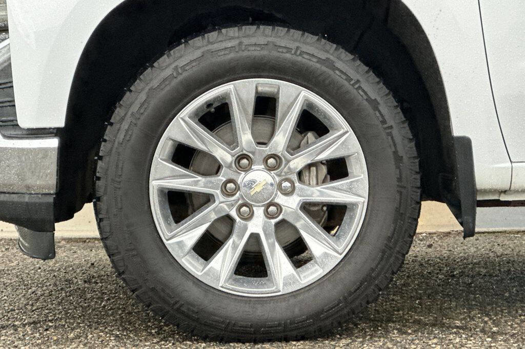 Used 2019 Chevrolet Silverado 1500 LTZ image 25