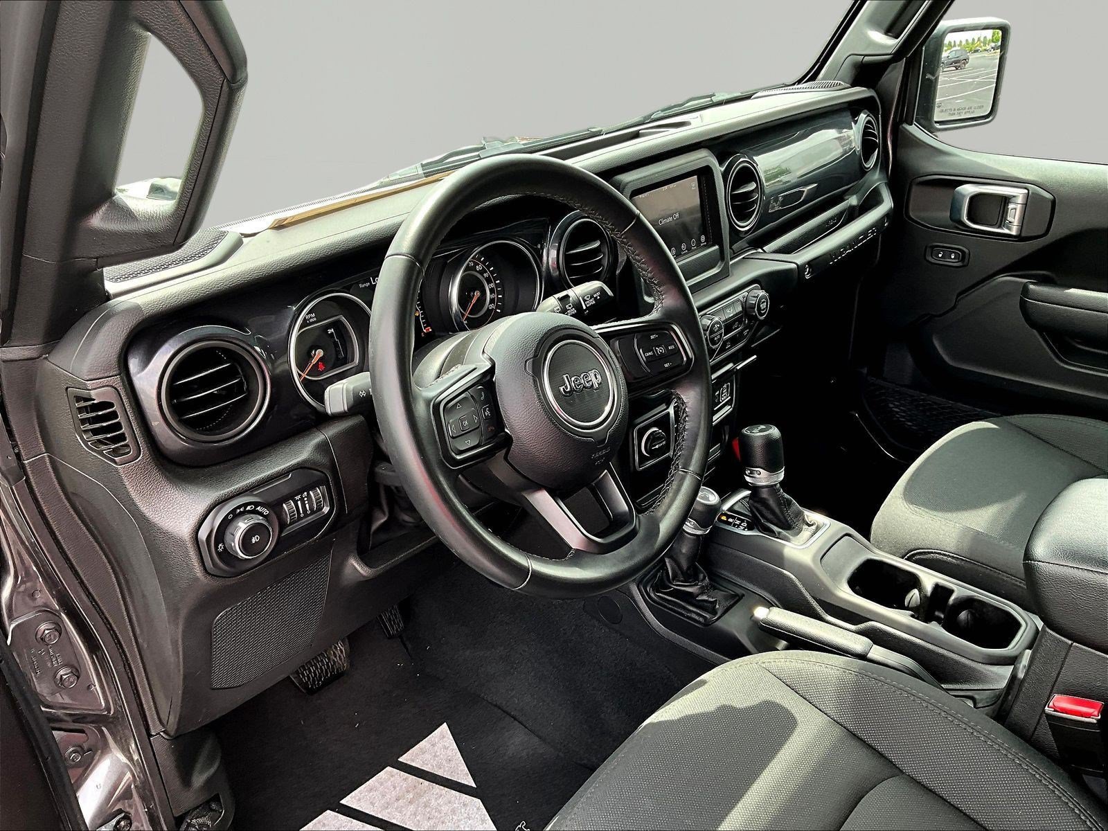 Used 2022 Jeep Wrangler Unlimited Sport AWD/4WD image 16