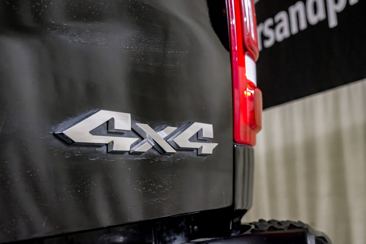 Used 2024 RAM 2500 Laramie w/ Safety Group AWD/4WD image 46