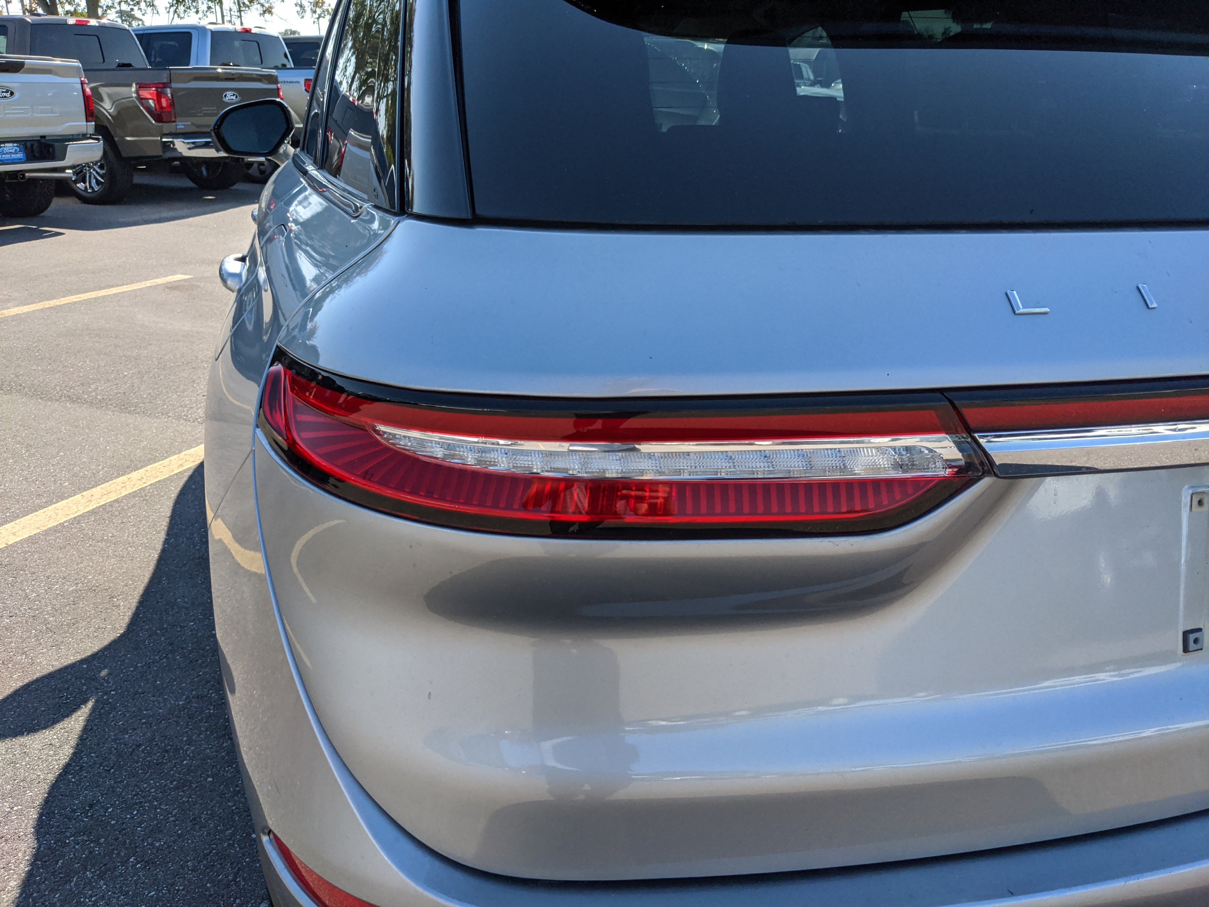 Used 2024 Lincoln Corsair Reserve image 12