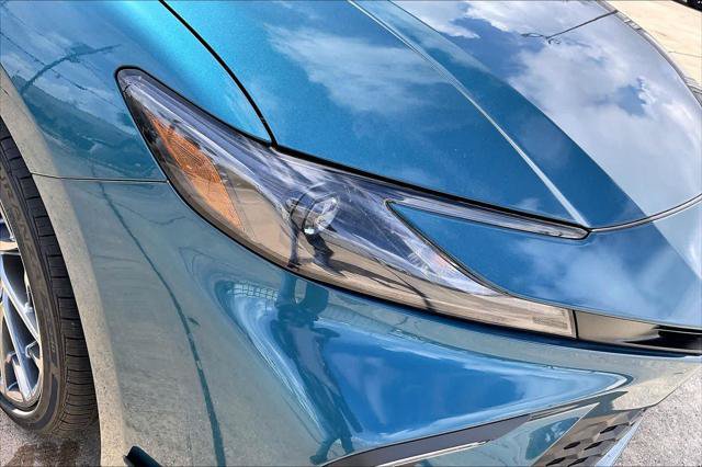 Used 2026 Toyota Camry SE w/ Multimedia Upgrade Package FWD image 13