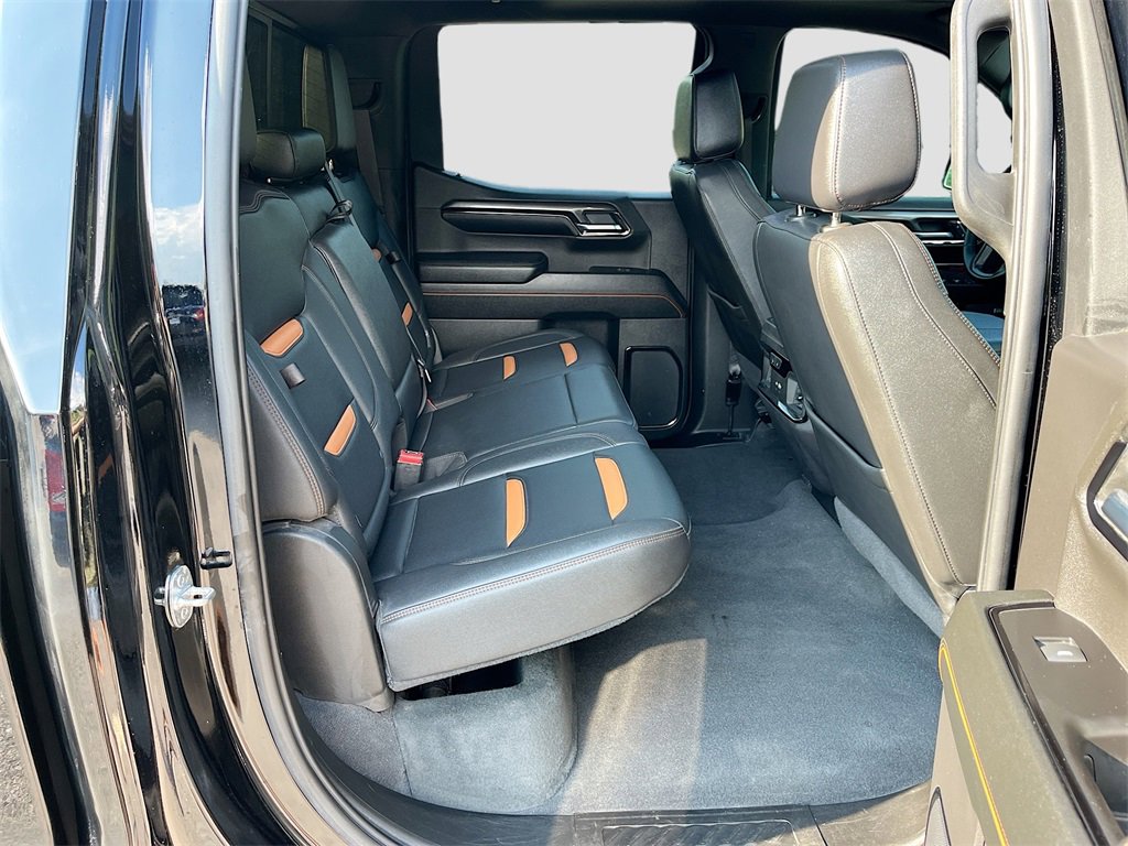 Used 2024 GMC Sierra 1500 AT4 image 29