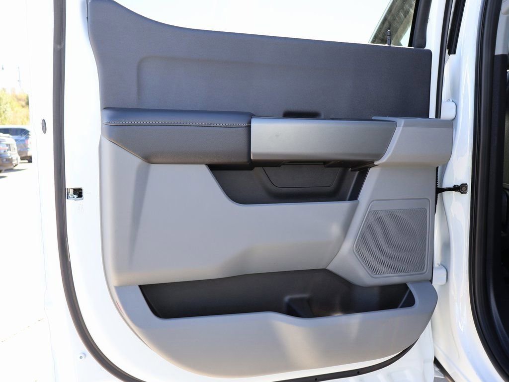New 2026 Ford F250 XL w/ STX Appearance Package image 17