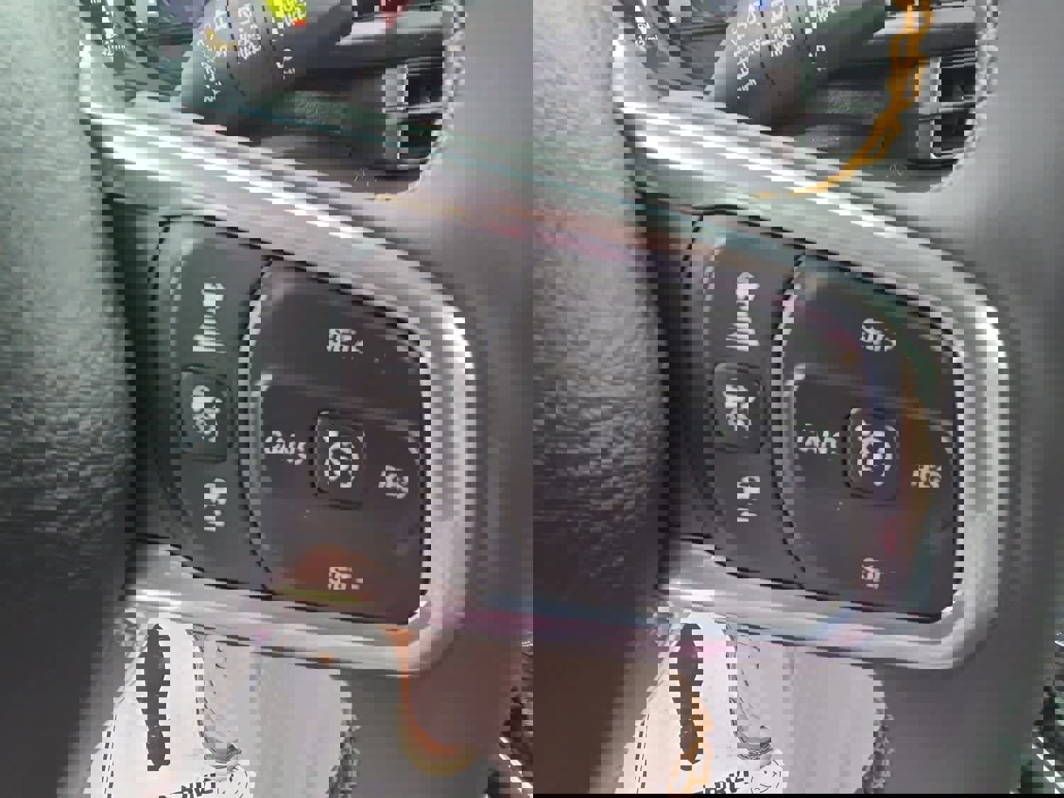 Used 2024 Jeep Wrangler Sahara w/ Technology Group image 31