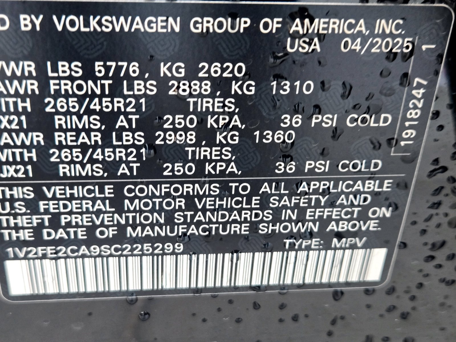 Used 2025 Volkswagen Atlas Cross Sport SEL Premium R-Line AWD/4WD image 21