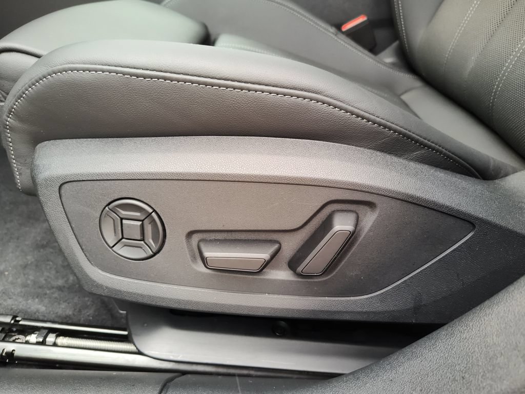 Used 2025 Audi A5 2.0T Premium Plus AWD/4WD image 25