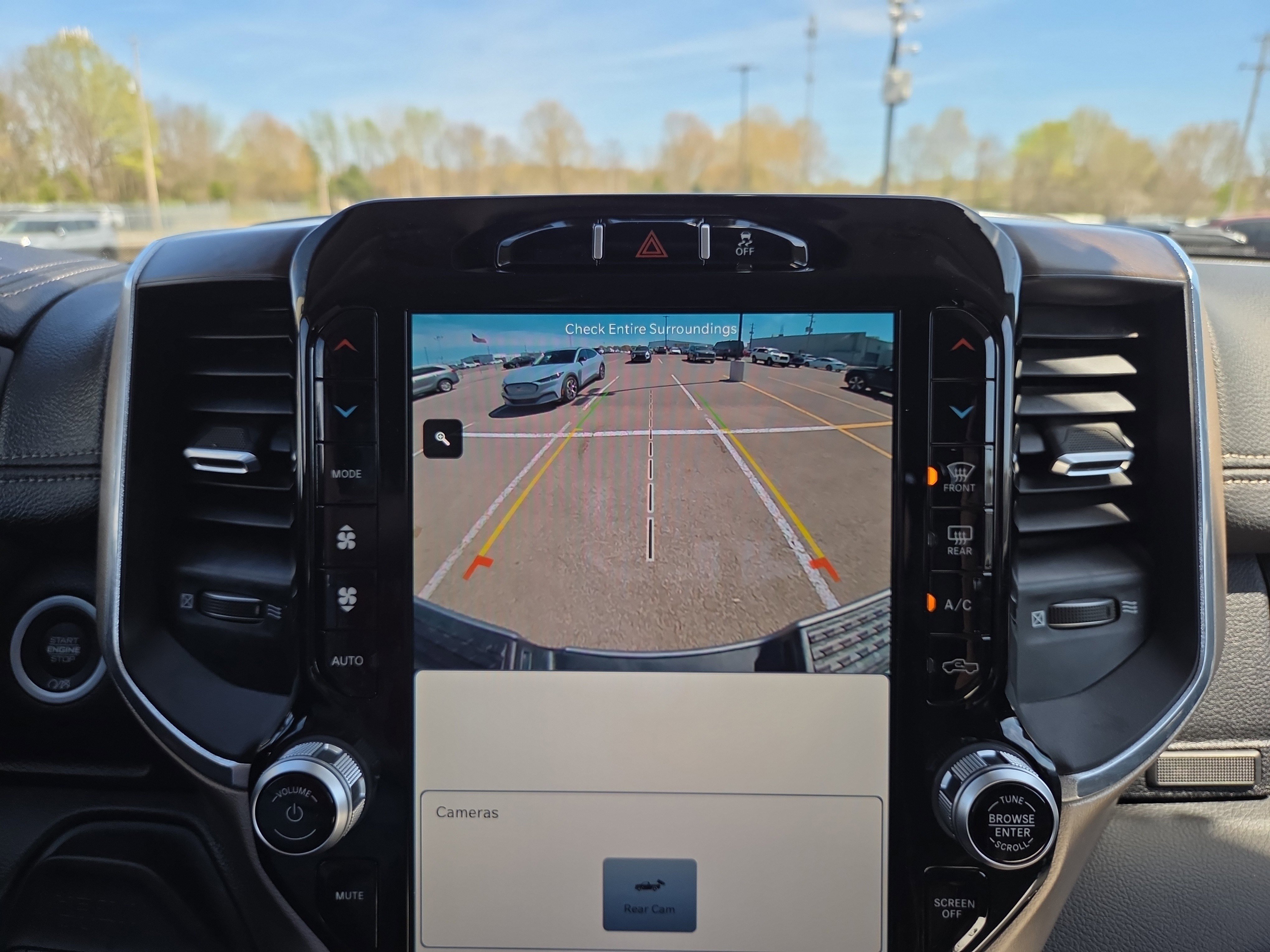 Used 2024 RAM 2500 Laramie image 15