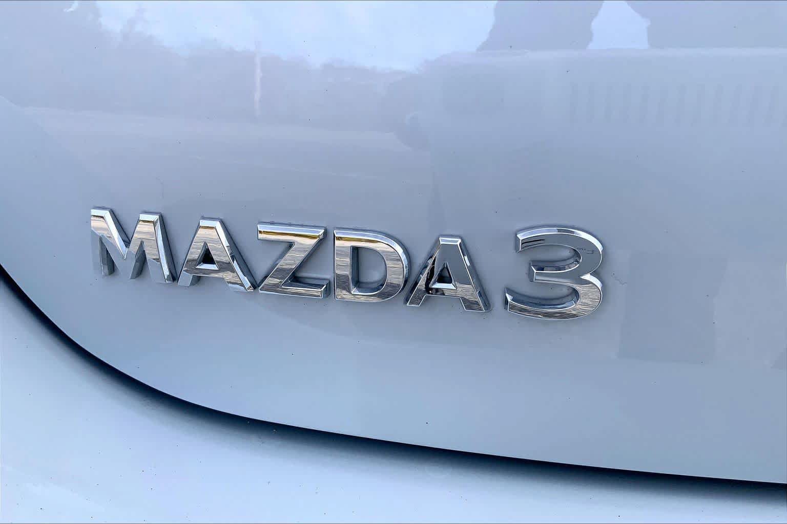 Certified 2025 MAZDA MAZDA3 s FWD image 10