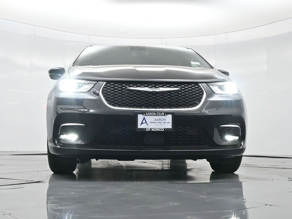 New 2026 Chrysler Pacifica Select image 38