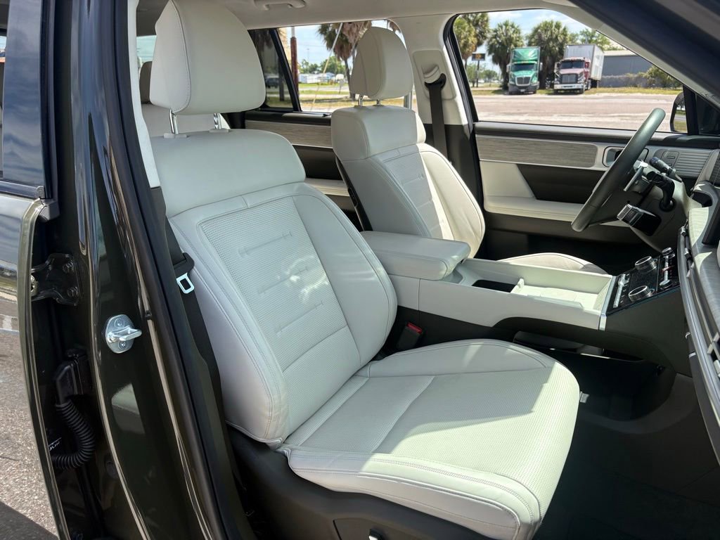 Used 2025 Hyundai Santa Fe Calligraphy image 19