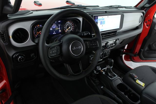 Used 2024 Jeep Gladiator Sport image 8