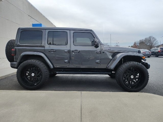 Used 2020 Jeep Wrangler Unlimited Sahara image 15