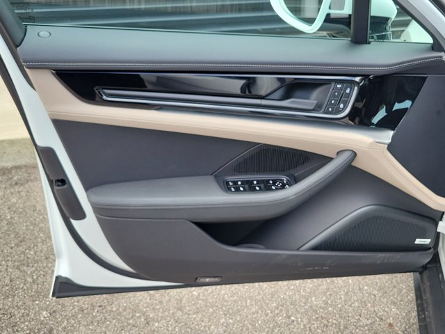 Certified 2026 Porsche Panamera 4 AWD/4WD image 27