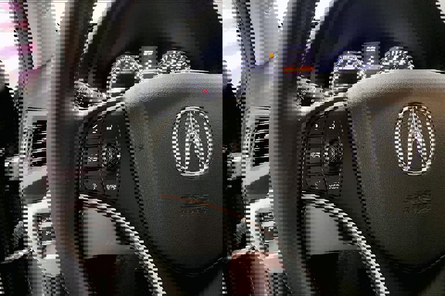 Used 2017 Acura MDX SH-AWD image 22