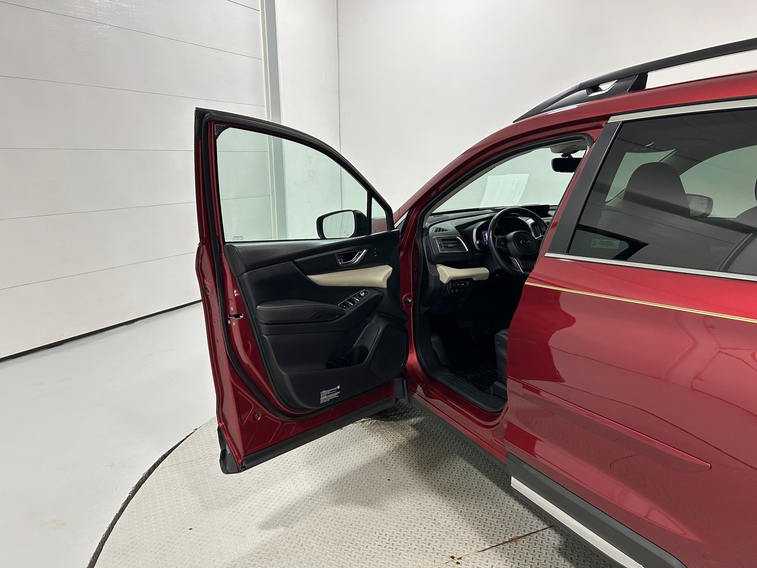 Used 2021 Subaru Ascent Limited AWD/4WD image 23