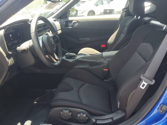 Certified 2025 Nissan Z Performance w/ Floor Mat Package RWD image 10