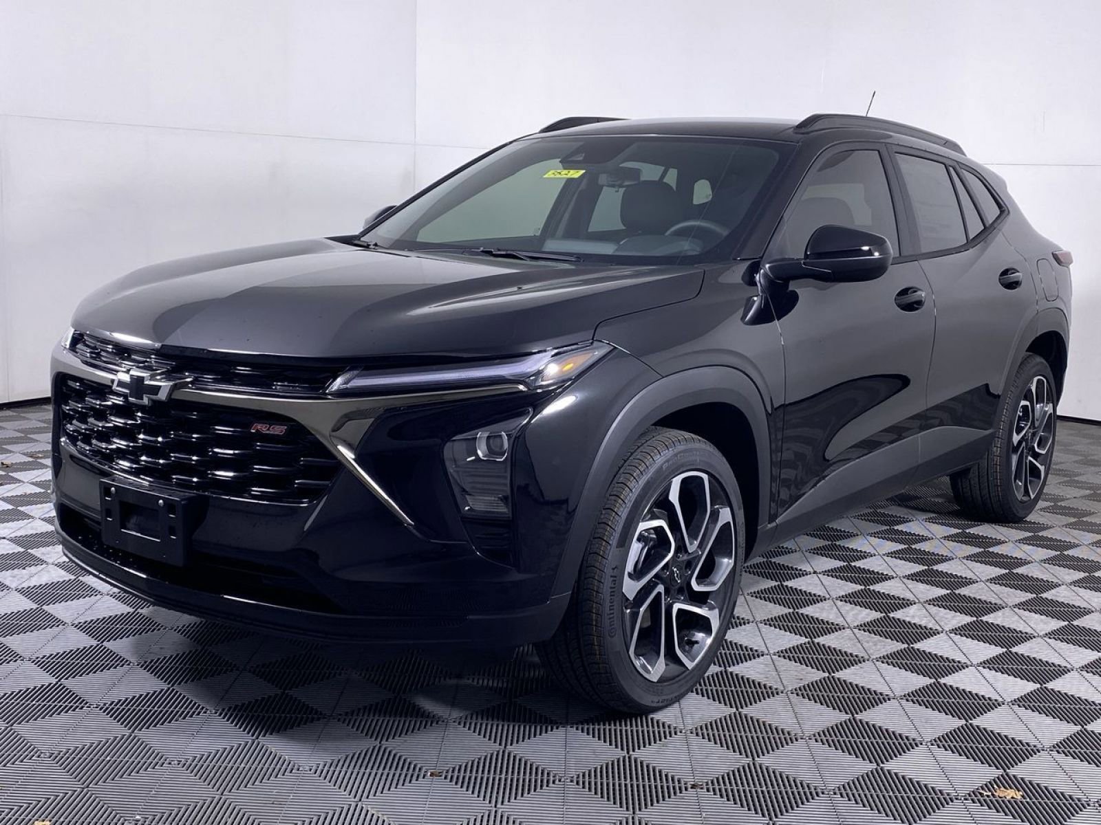New 2026 Chevrolet Trax RS w/ Driver Confidence Package FWD image 16