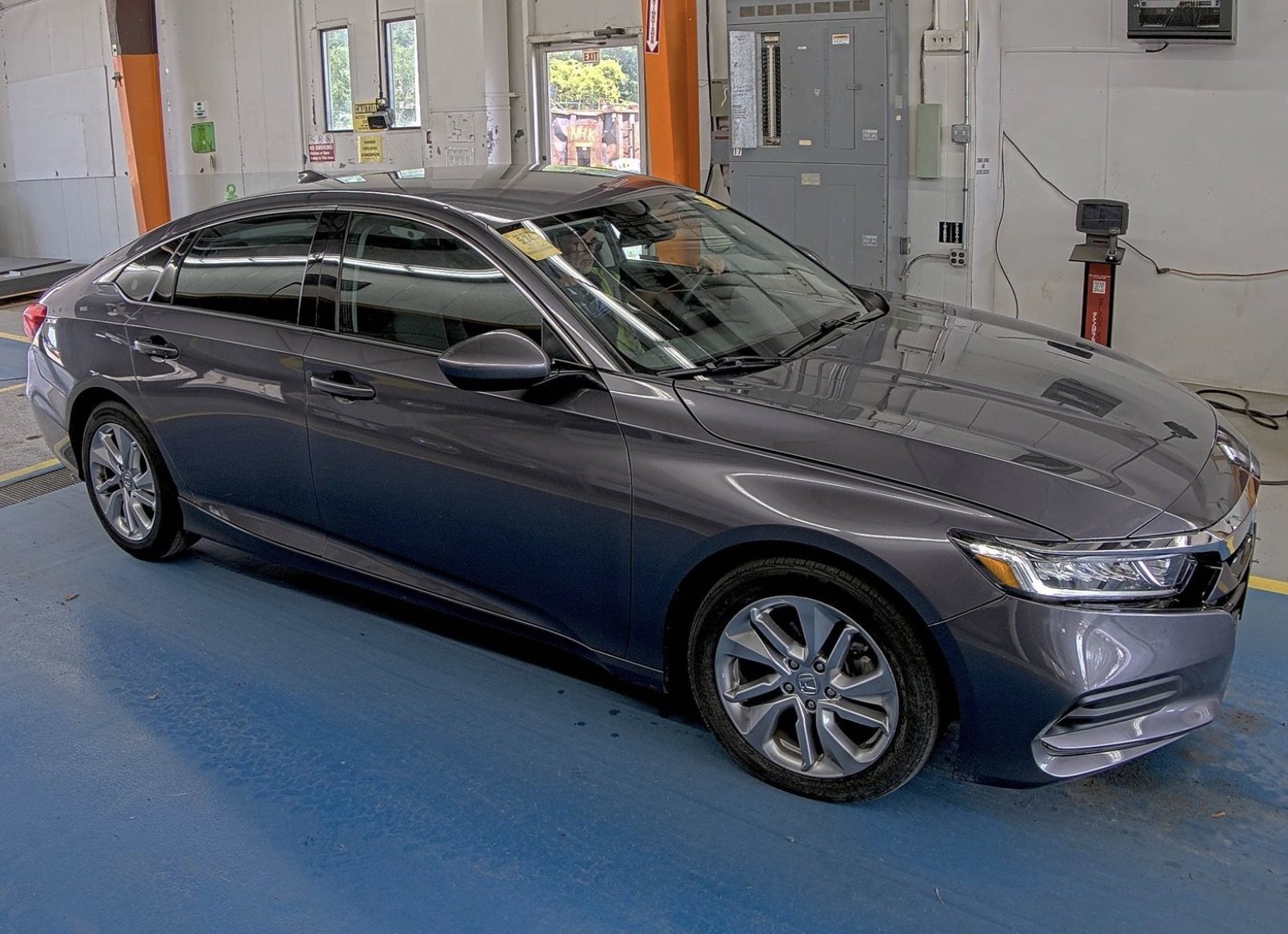 Used 2019 Honda Accord LX image 3