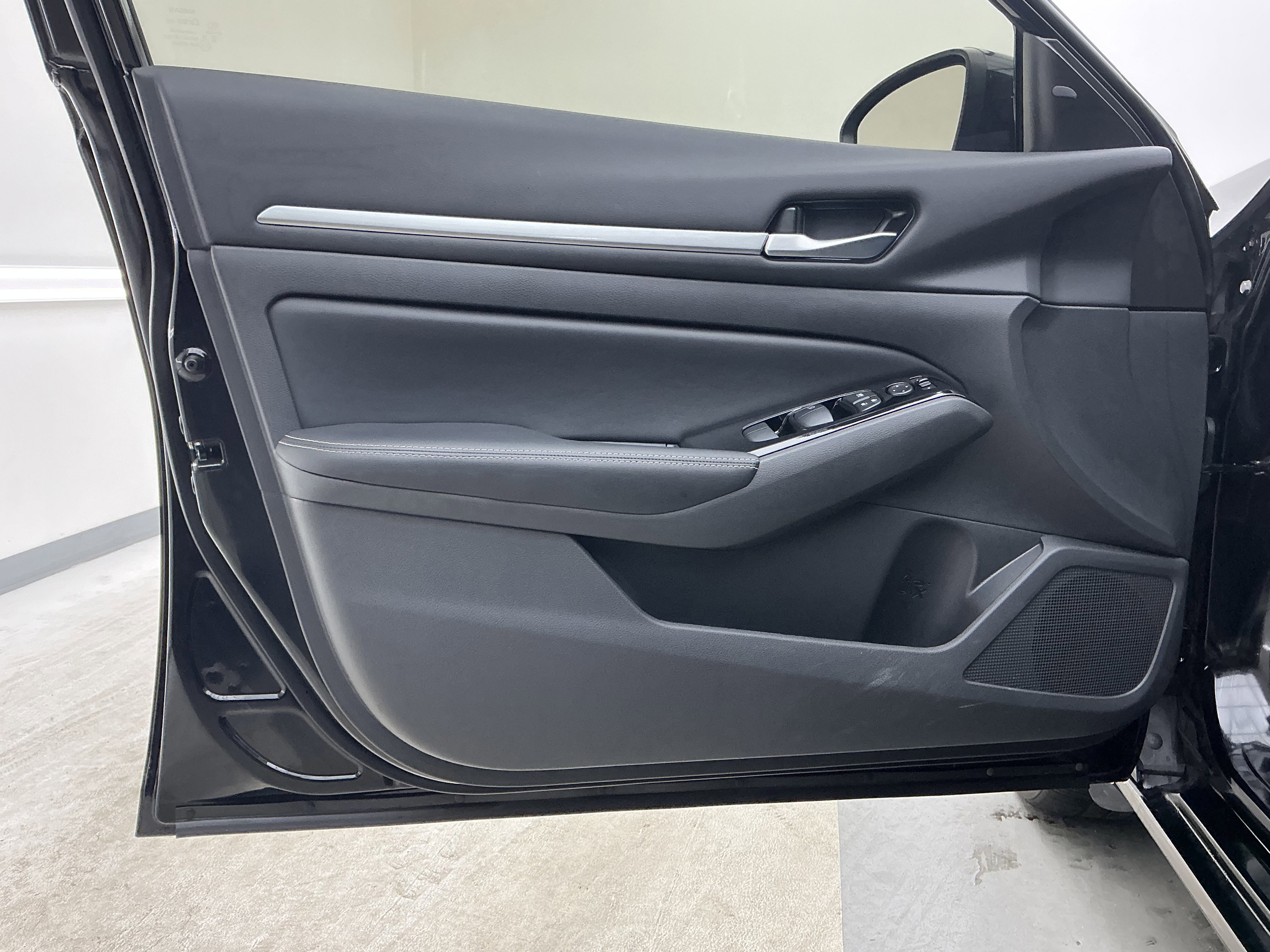 Used 2024 Nissan Altima 2.5 SL image 15