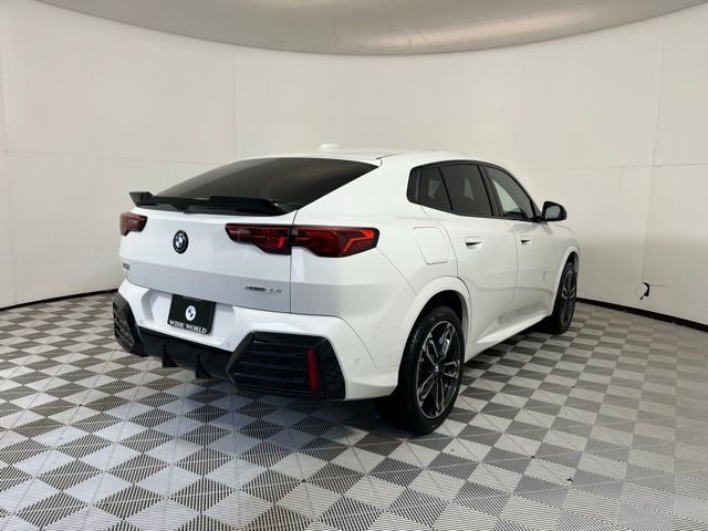 Used 2025 BMW X2 xDrive28i w/ Premium Package AWD/4WD image 7
