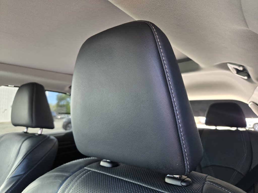 Used 2016 Lexus RX 450h AWD w/ Luxury Package image 16