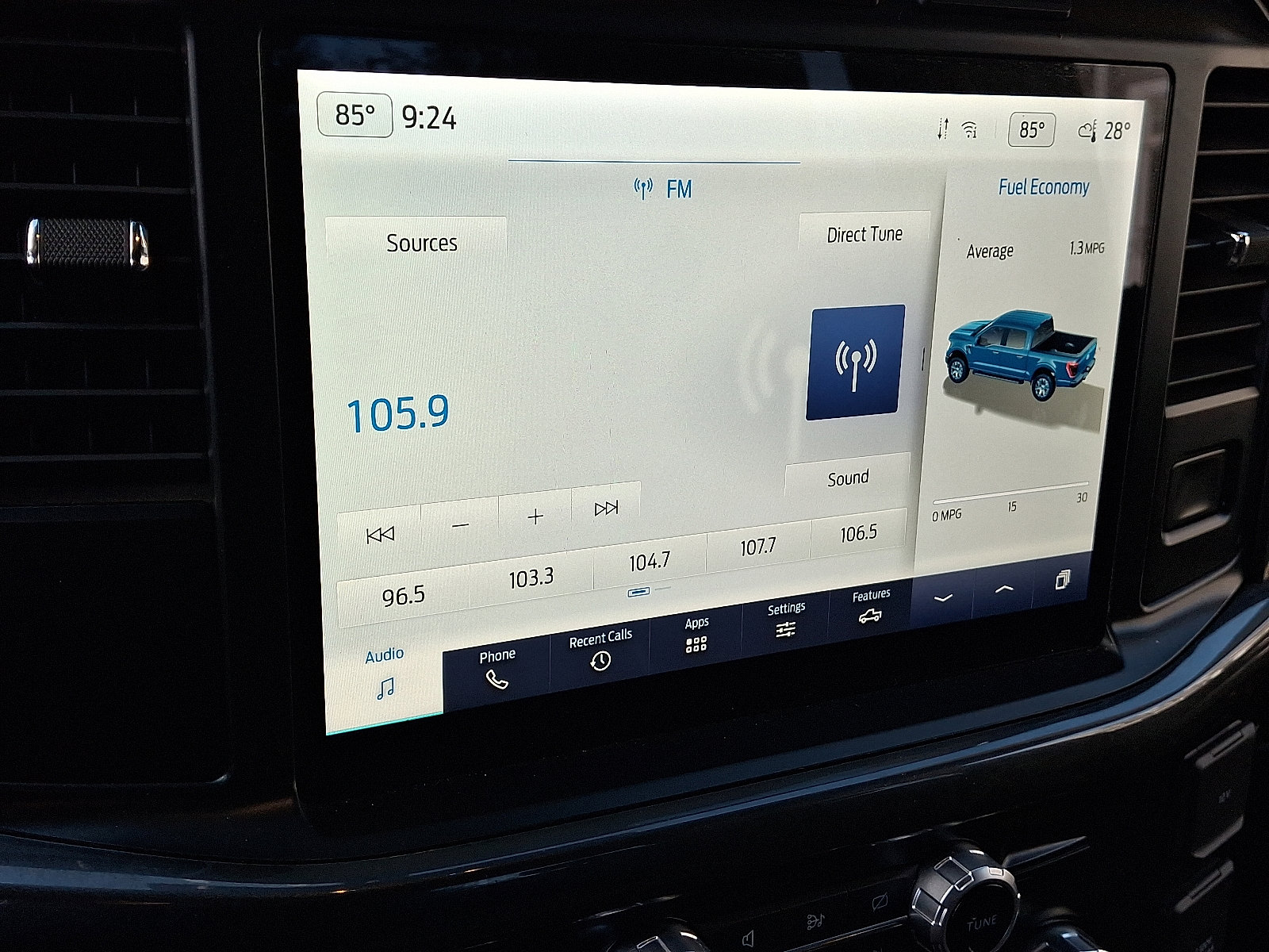 Used 2022 Ford F150 XLT w/ Equipment Group 302A High image 17