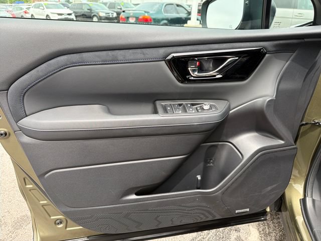 Used 2026 Subaru Forester Limited AWD/4WD image 17