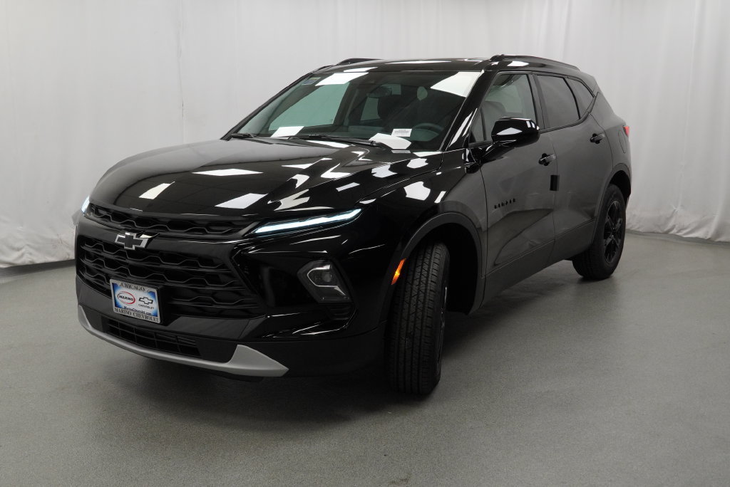 New 2026 Chevrolet Blazer LT w/ Convenience Package AWD/4WD image 4