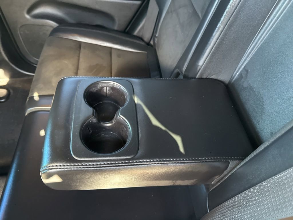 Used 2019 Jeep Grand Cherokee Altitude image 11