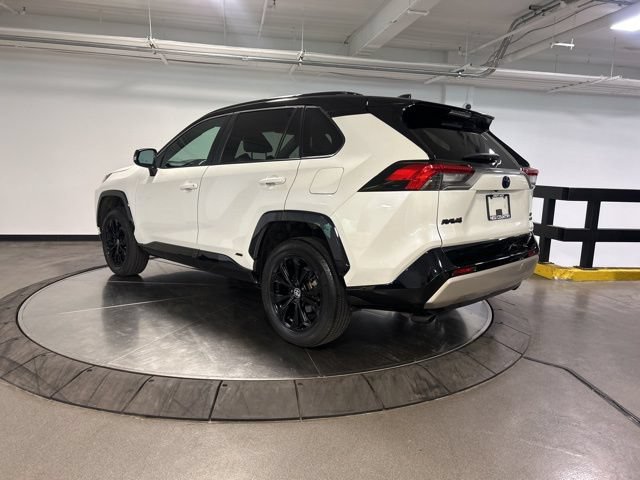 Used 2022 Toyota RAV4 XSE AWD/4WD image 6