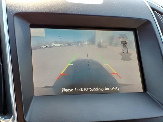 Used 2020 Ford Edge Titanium image 21