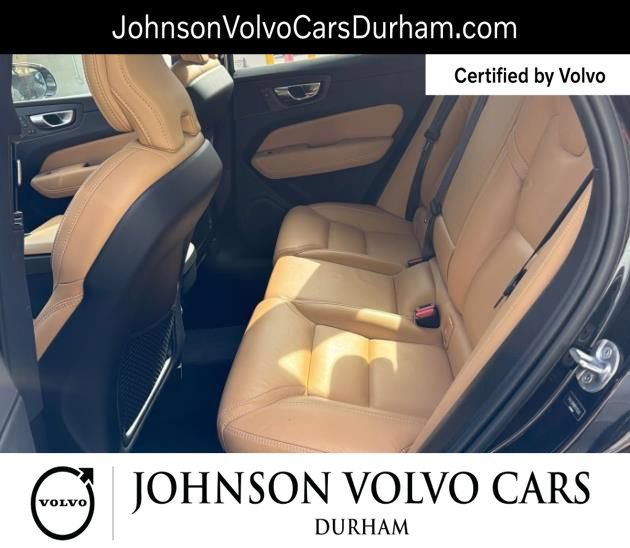 Used 2024 Volvo XC60 B5 Ultimate AWD/4WD image 12