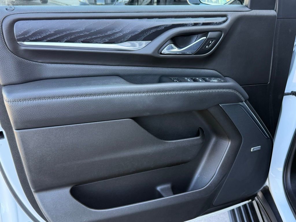 Used 2021 GMC Yukon XL Denali w/ Denali Premium Package image 22