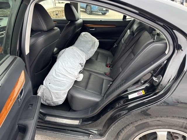 Used 2014 Lexus ES 300h FWD image 7