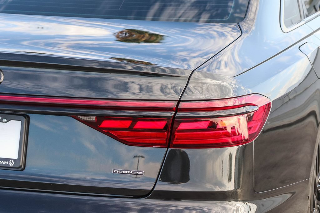 Used 2022 Audi A8 L 3.0T w/ Executive Package AWD/4WD image 10