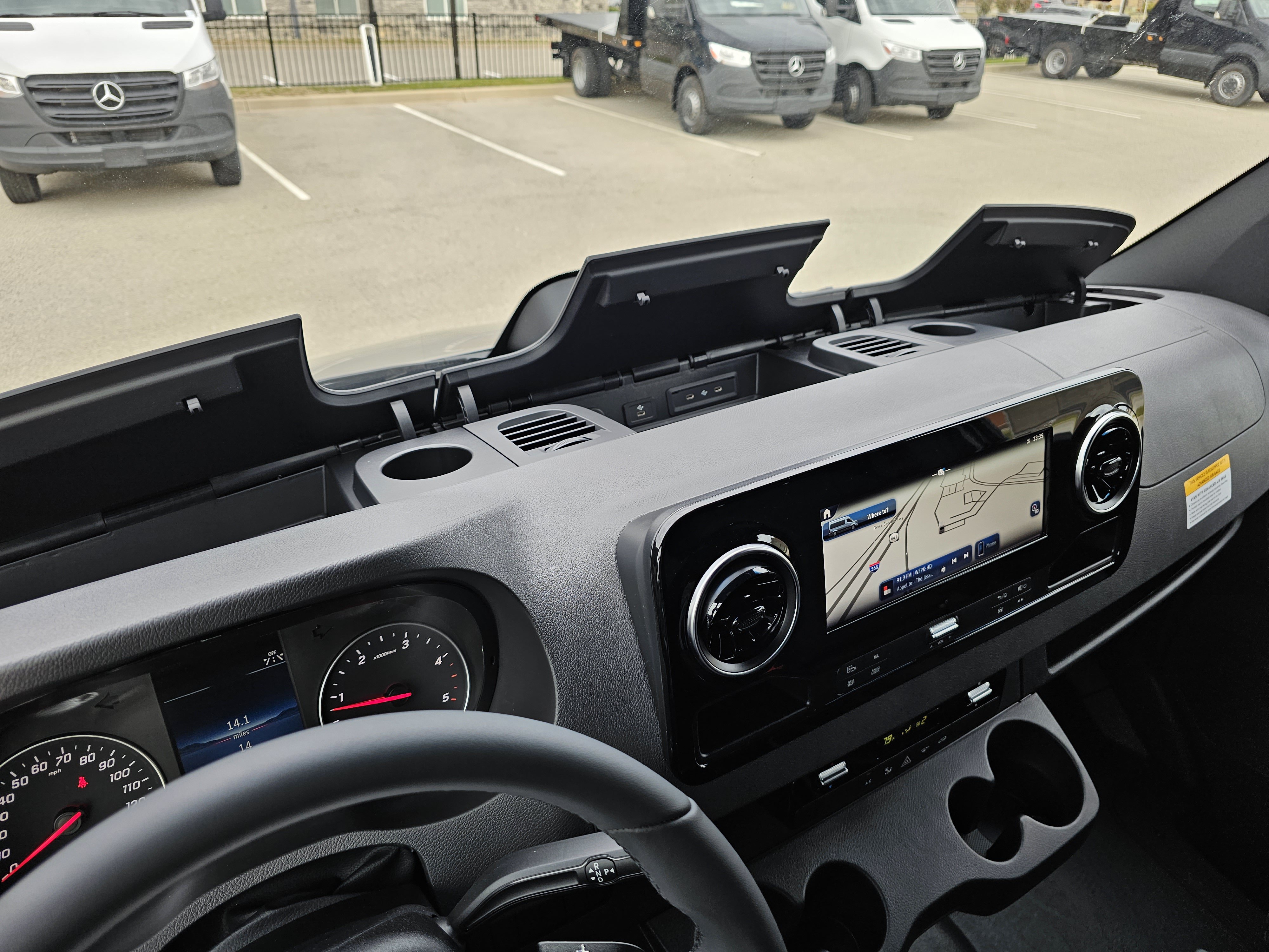 New 2025 Mercedes-Benz Sprinter 2500 image 35
