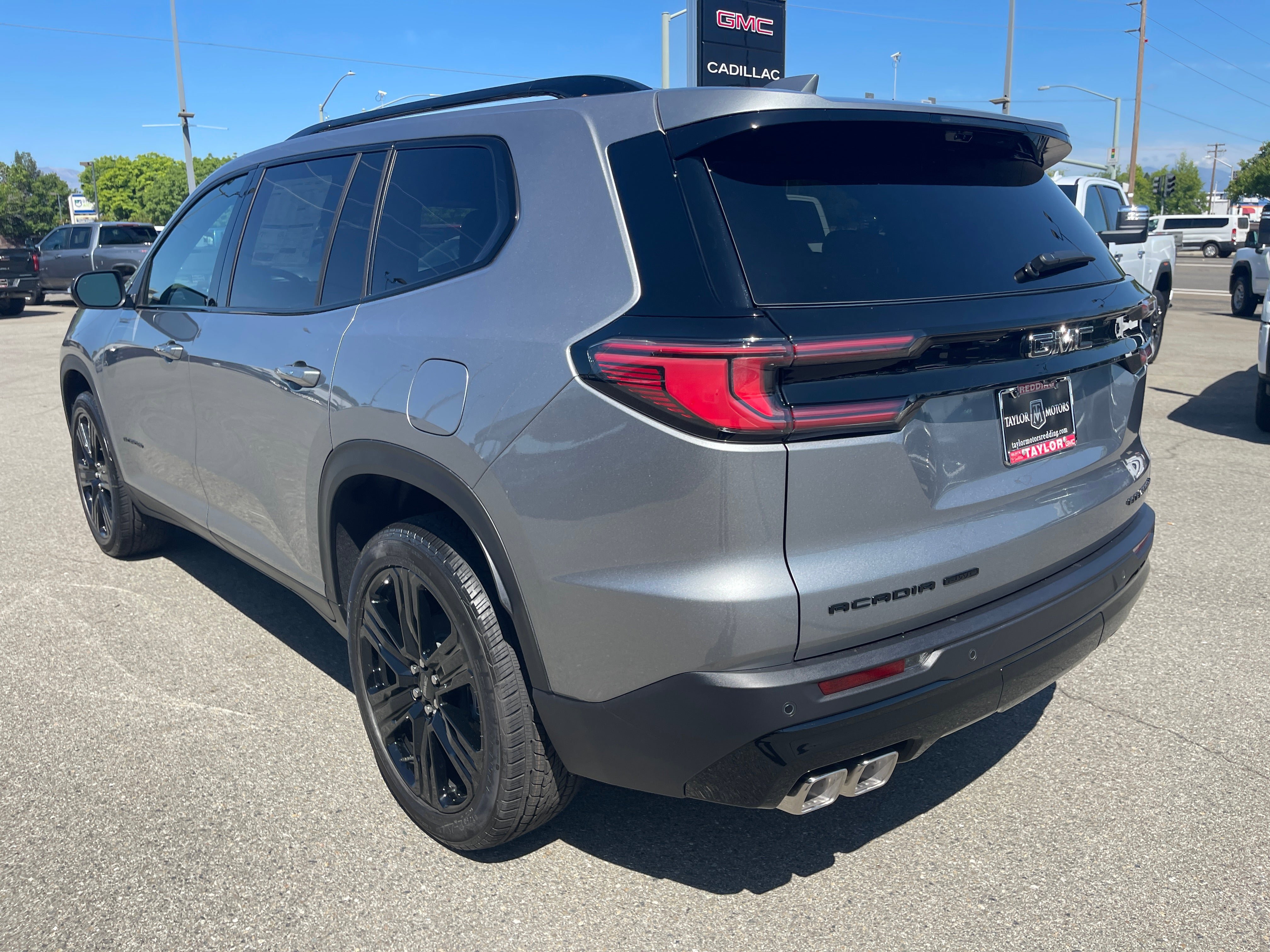 New 2026 GMC Acadia Elevation w/ Black Edition AWD/4WD image 7