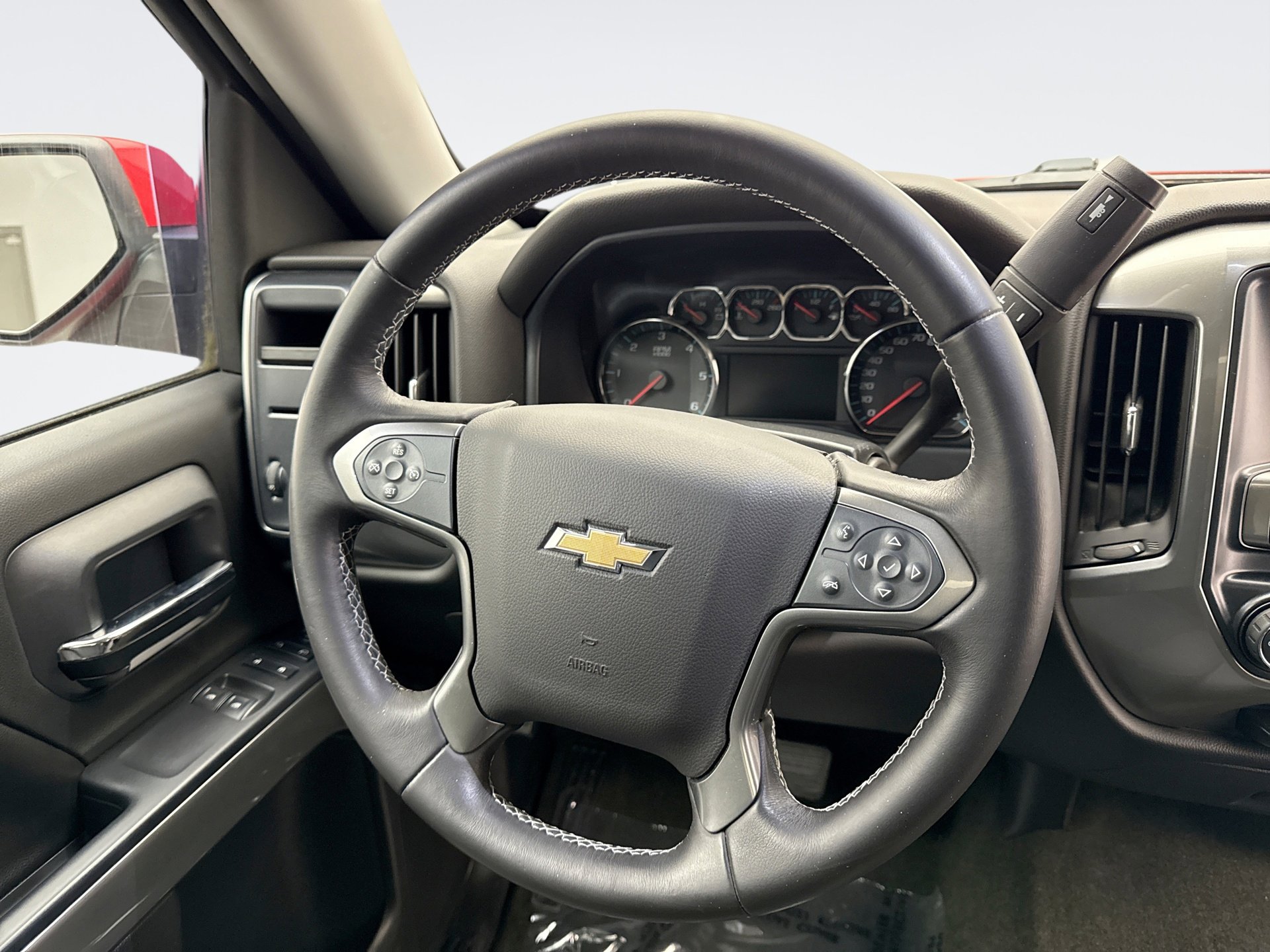 Used 2016 Chevrolet Silverado 1500 LT w/ LT Convenience Package image 12