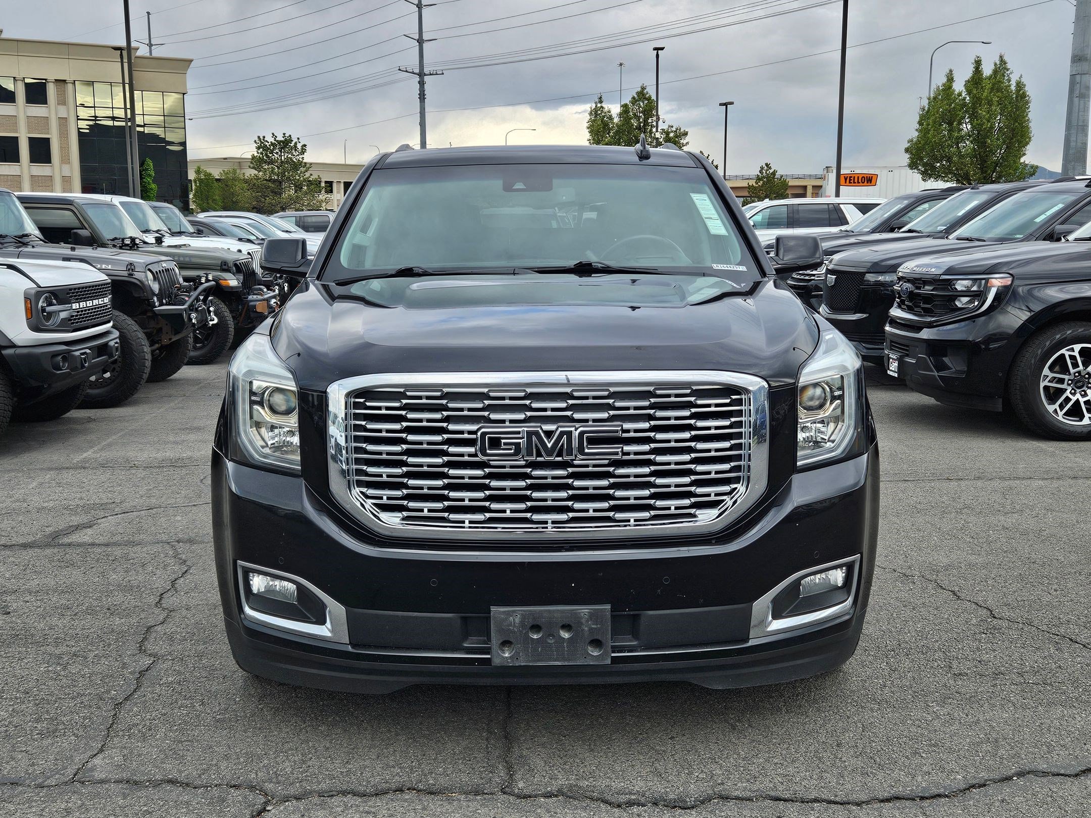Used 2020 GMC Yukon Denali w/ Denali Ultimate Package AWD/4WD image 11