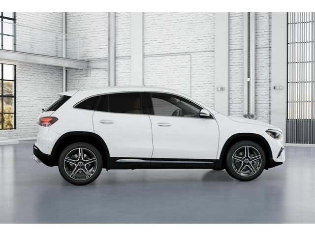 Used 2026 Mercedes-Benz GLA 250 4MATIC image 17
